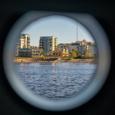 Majoitus-Ravintolalaiva Saimatar Hotell Joensuu Exteriör bild