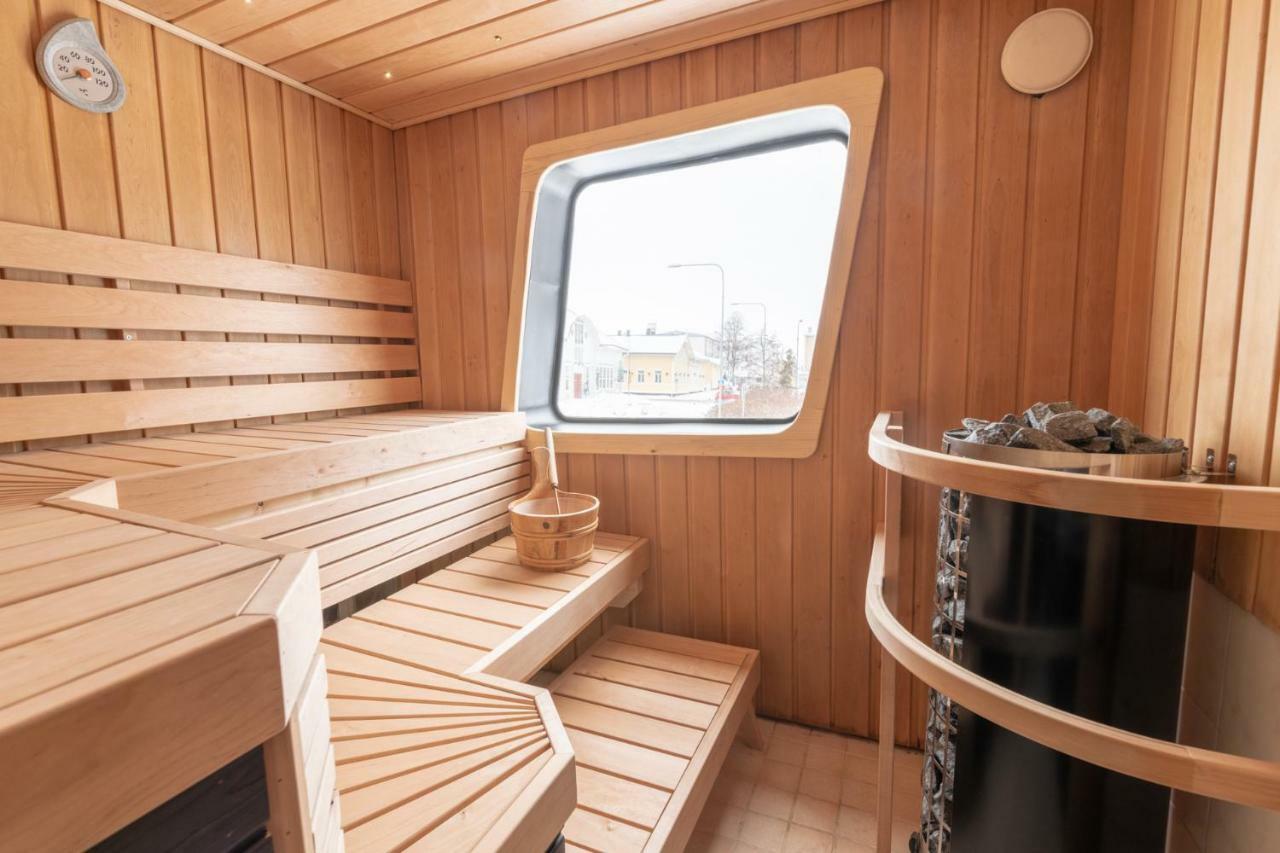 Majoitus-Ravintolalaiva Saimatar Hotell Joensuu Exteriör bild
